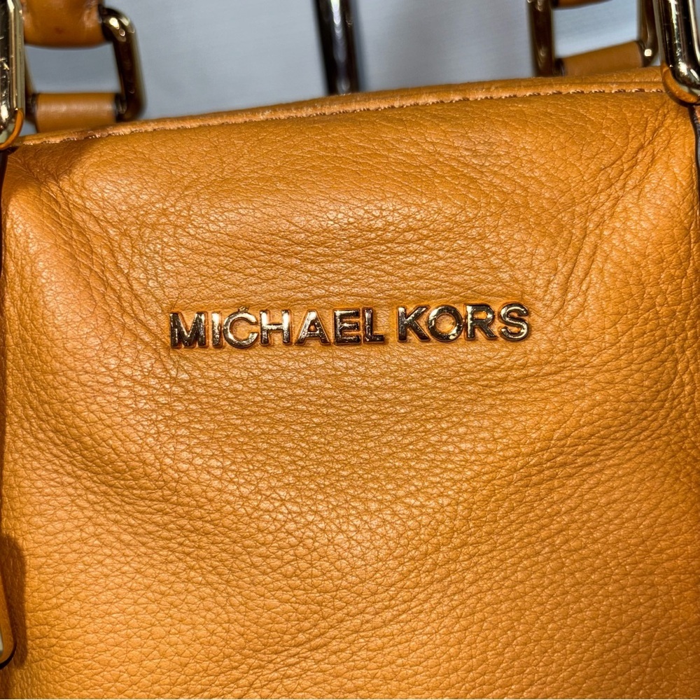 Michael Kors Brown Large Bedford Satchel - Picture 3 of 16